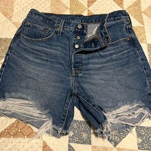 Levi women’s shorts